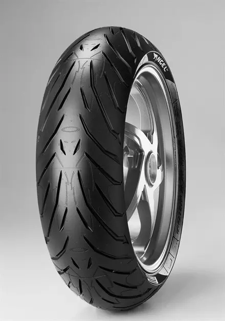 Моторезина задняя Pirelli 1868500 ANGEL ST размер 180/55 R17 для мотоциклов