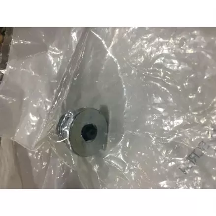 Заливная пробка редуктора BRP 250400041