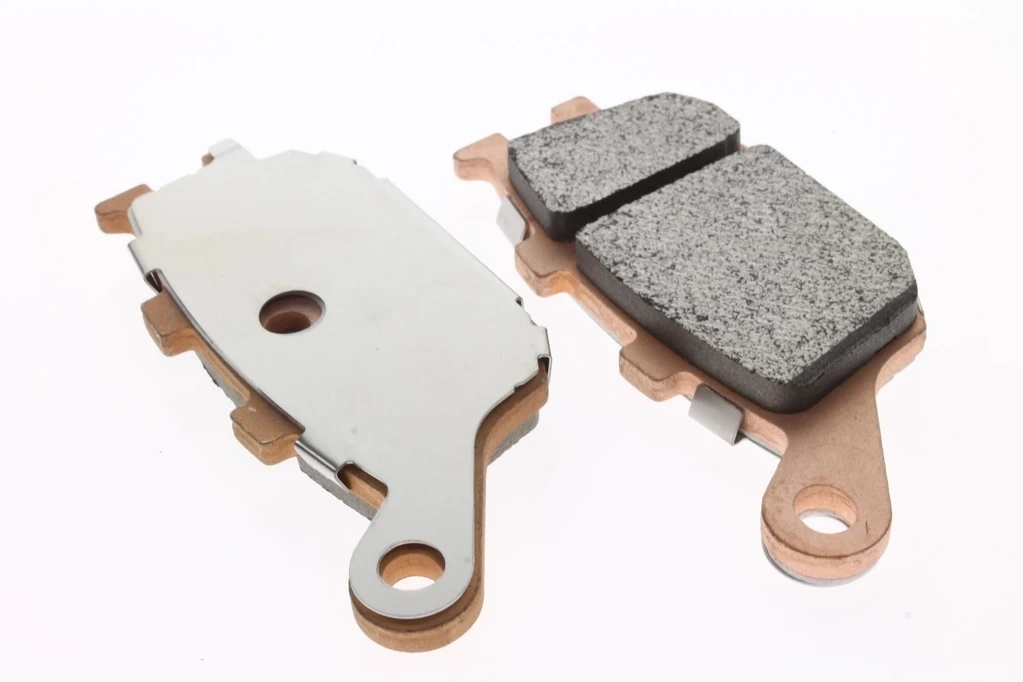 Задние  тормозные колодки Honda 06435-MEJ-026