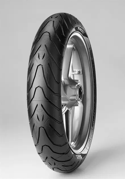 Моторезина передняя Pirelli 1868400 ANGEL ST размер 120/70 R17 для мотоциклов